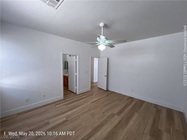 8027 Sapphire Cove Avenue, Las Vegas, NV 89117