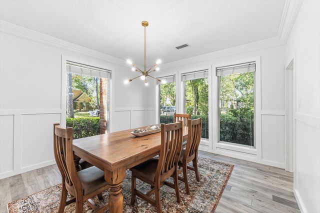 57 Cascade Springs Place, The Woodlands, TX 77381