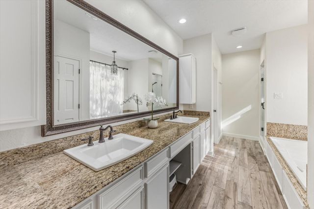 57 Cascade Springs Place, The Woodlands, TX 77381