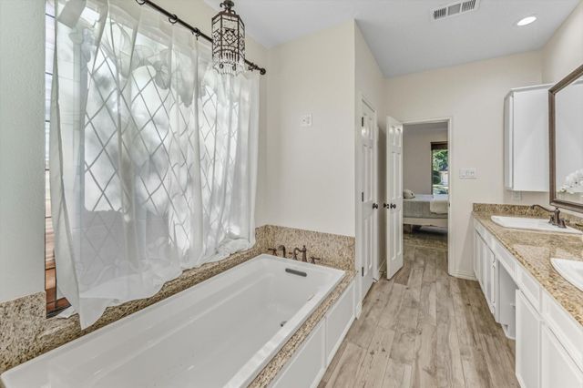 57 Cascade Springs Place, The Woodlands, TX 77381