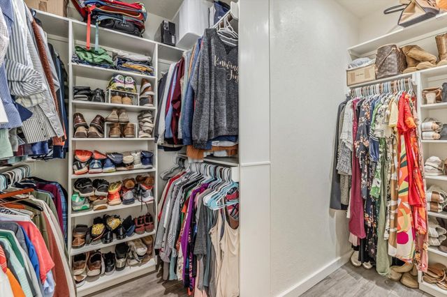 57 Cascade Springs Place, The Woodlands, TX 77381