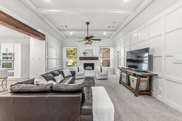 57 Cascade Springs Place, The Woodlands, TX 77381