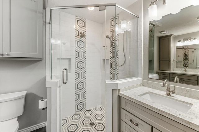 57 Cascade Springs Place, The Woodlands, TX 77381