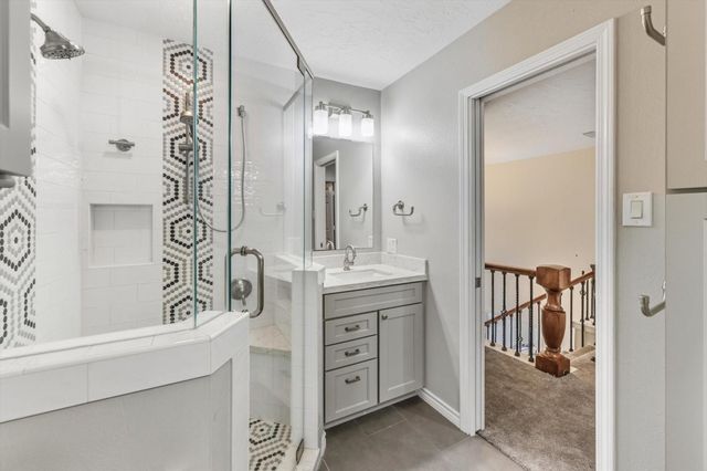 57 Cascade Springs Place, The Woodlands, TX 77381