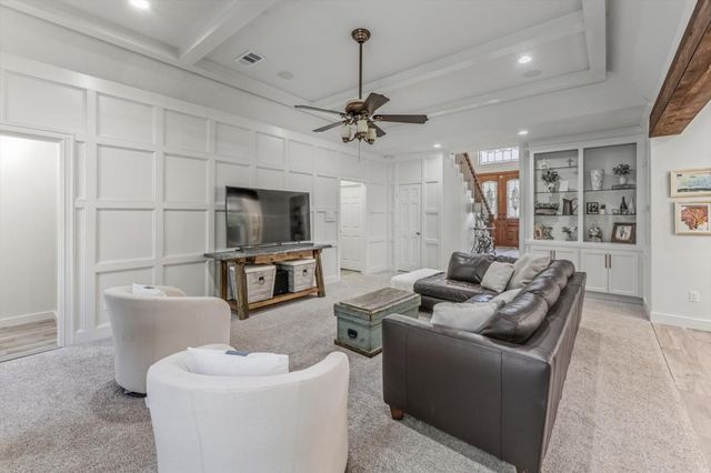 57 Cascade Springs Place, The Woodlands, TX 77381