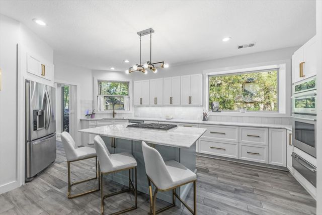 57 Cascade Springs Place, The Woodlands, TX 77381