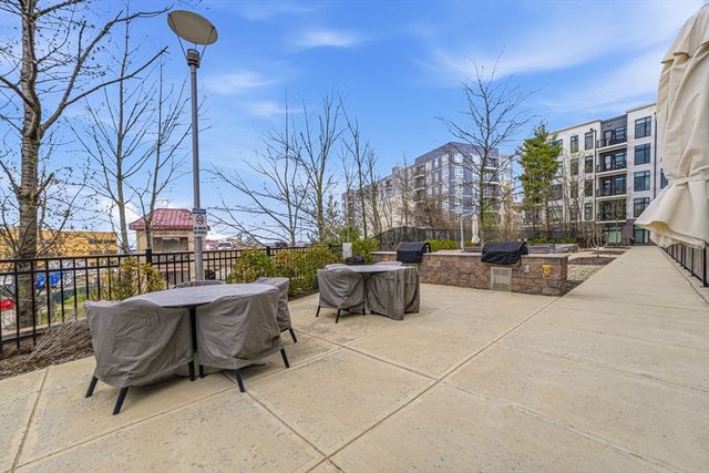 191 Washington St 711, Boston, MA 02135