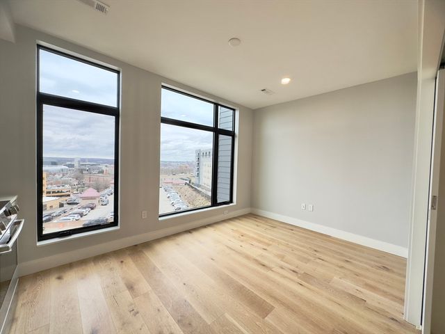 191 Washington St 711, Boston, MA 02135
