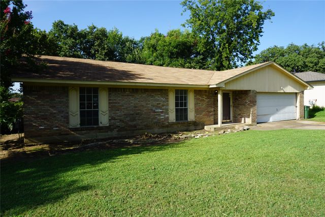 5410 Marshfield Court, Arlington, TX 76016