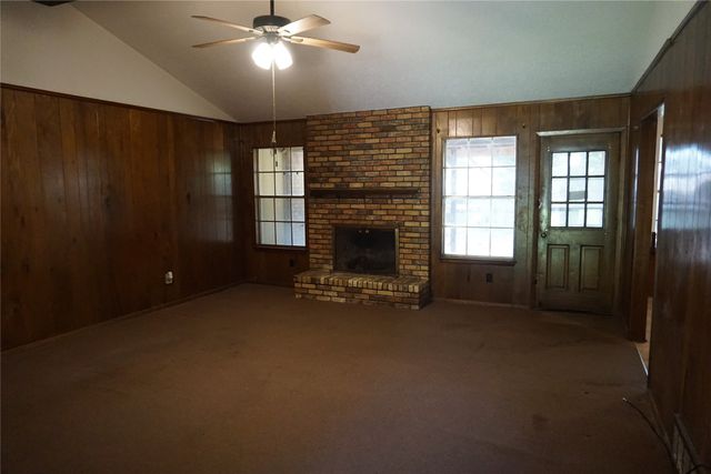 5410 Marshfield Court, Arlington, TX 76016