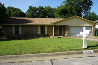 5410 Marshfield Court, Arlington, TX 76016