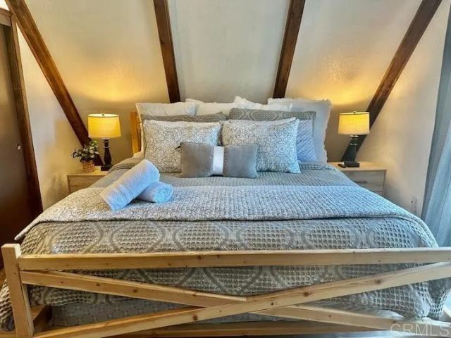 541 Georgia Street, Big Bear Lake, CA 92315