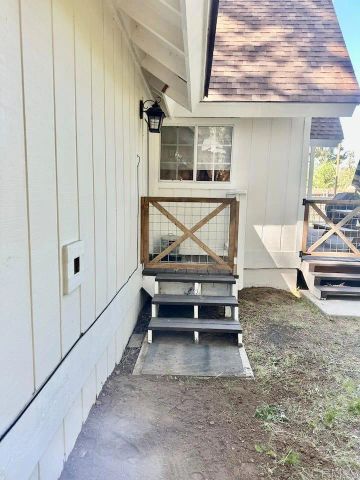 541 Georgia Street, Big Bear Lake, CA 92315