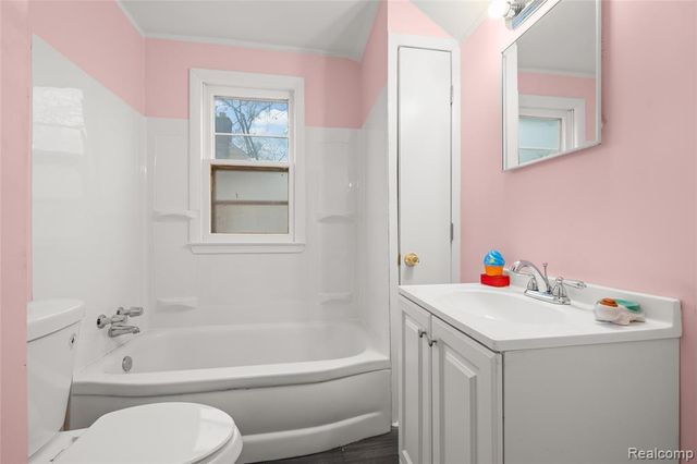 16135 Braile Street, Detroit, MI 48219