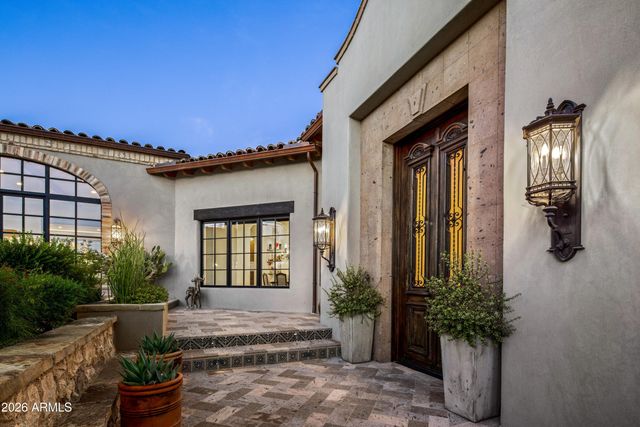 10832 E WINTER SUN Drive, Scottsdale, AZ 85262