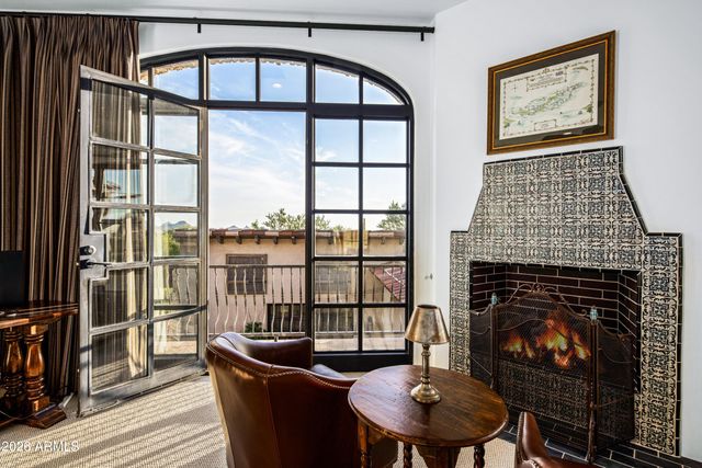 10832 E WINTER SUN Drive, Scottsdale, AZ 85262