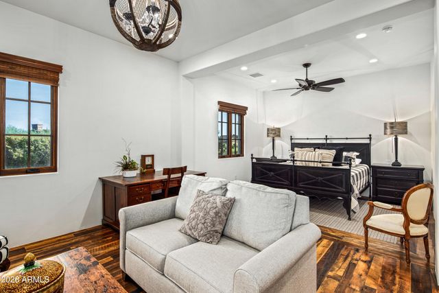 10832 E WINTER SUN Drive, Scottsdale, AZ 85262