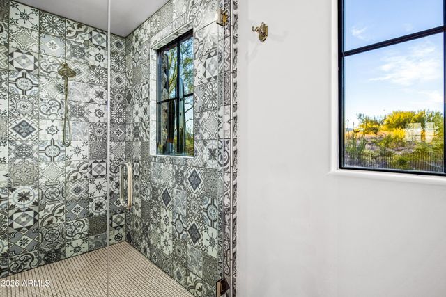 10832 E WINTER SUN Drive, Scottsdale, AZ 85262