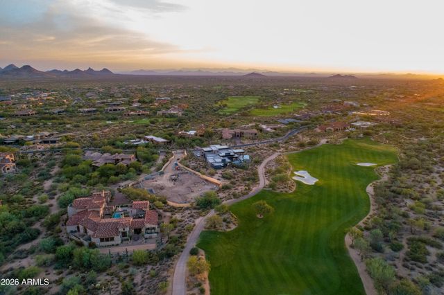 10832 E WINTER SUN Drive, Scottsdale, AZ 85262