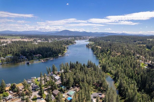 418 S Riviere Ct, Coeur D'alene, ID 83814