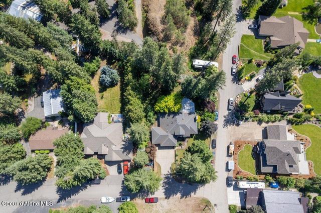 418 S Riviere Ct, Coeur D'alene, ID 83814