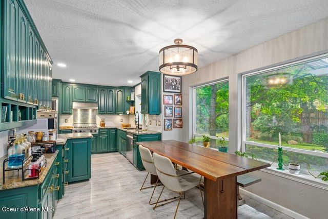 418 S Riviere Ct, Coeur D'alene, ID 83814