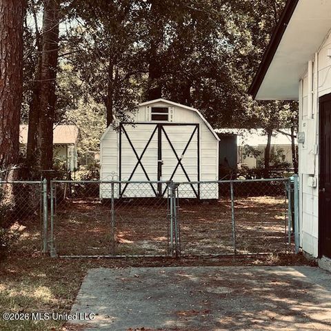 229 Linda Drive, Ocean Springs, MS 39564