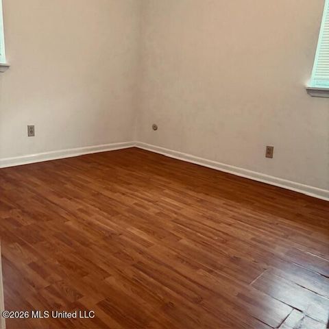 229 Linda Drive, Ocean Springs, MS 39564