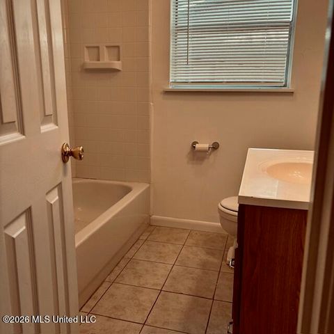 229 Linda Drive, Ocean Springs, MS 39564