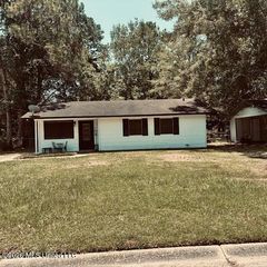 229 Linda Drive, Ocean Springs, MS 39564