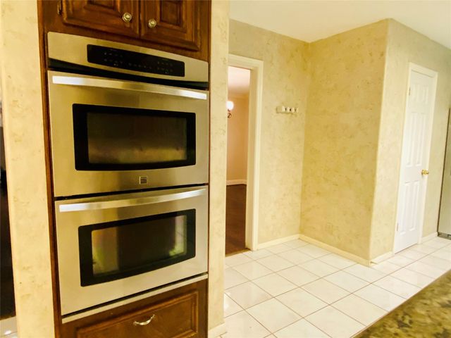 14212 & 14216 Horseshoe Bend, Conroe, TX 77384