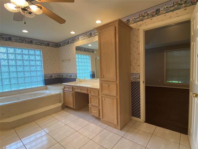 14212 & 14216 Horseshoe Bend, Conroe, TX 77384