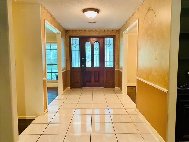 14212 & 14216 Horseshoe Bend, Conroe, TX 77384