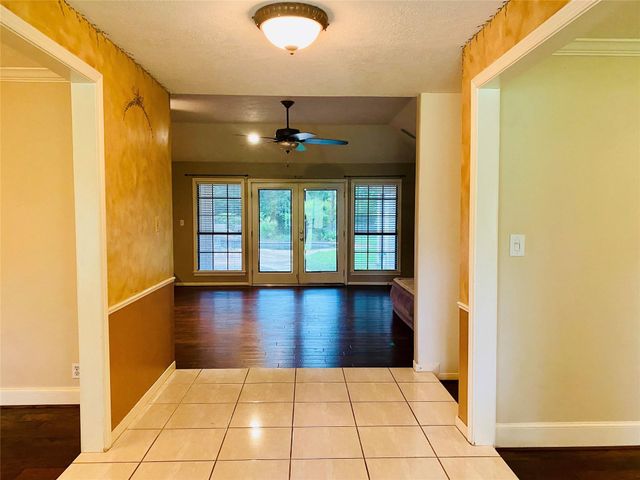 14212 & 14216 Horseshoe Bend, Conroe, TX 77384