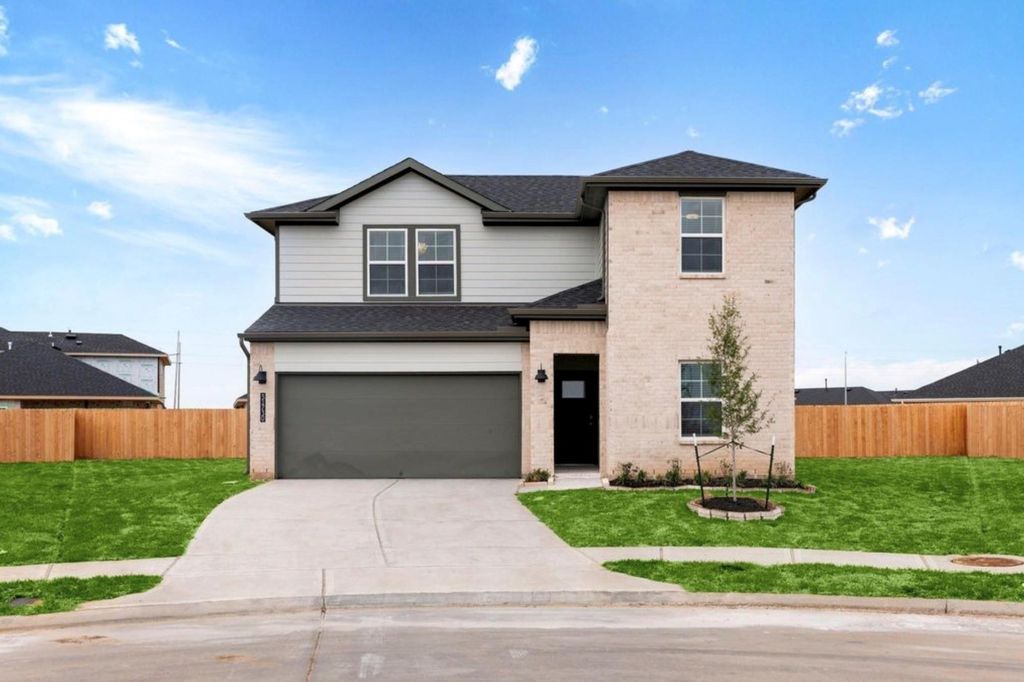 31730 Carlisle Cove Court, Fulshear, TX 77441