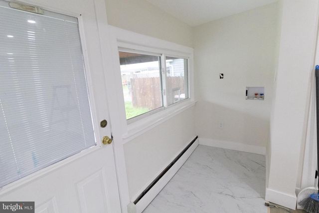 213 W LAKE AVE, Blackwood, NJ 08012