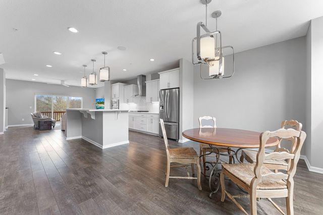 623 Satori Way, Chaska, MN 55318