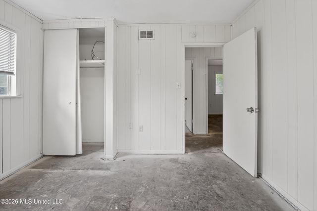 366 Queen Marie Lane, Jackson, MS 39209