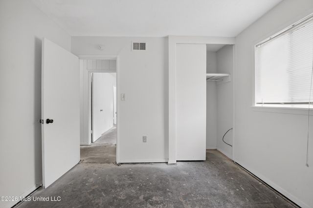366 Queen Marie Lane, Jackson, MS 39209