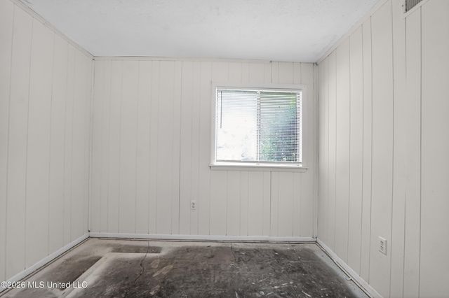 366 Queen Marie Lane, Jackson, MS 39209