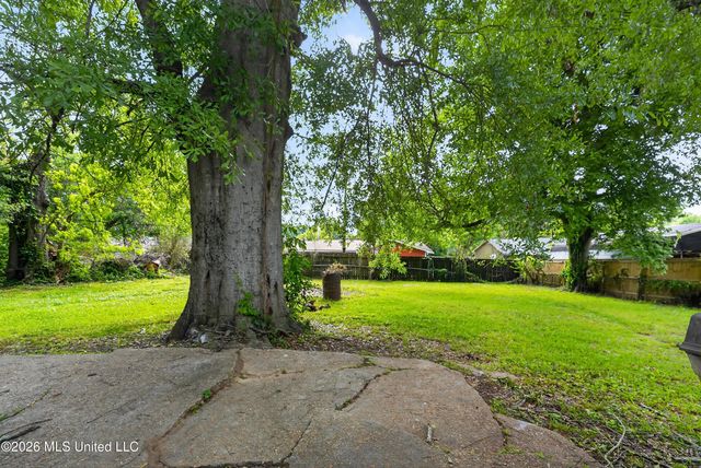 366 Queen Marie Lane, Jackson, MS 39209