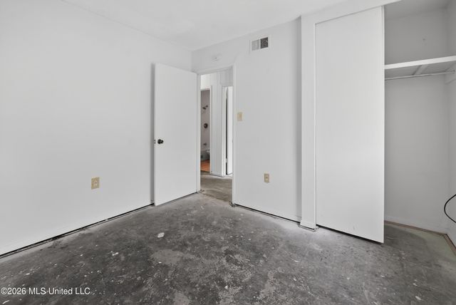 366 Queen Marie Lane, Jackson, MS 39209