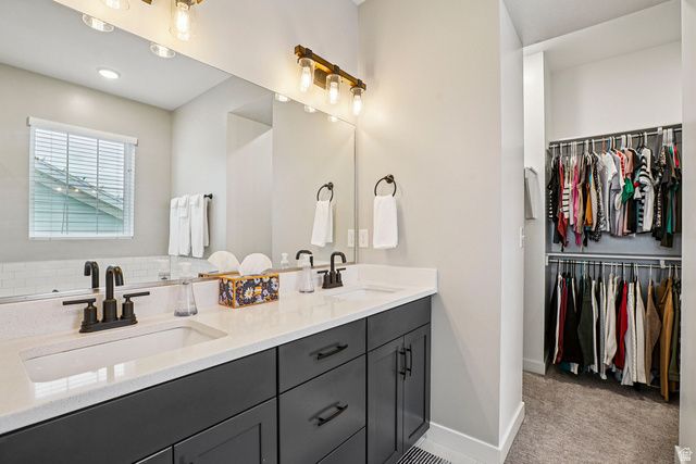 11004 S HOLLY SPRINGS DR, South Jordan, UT 84009