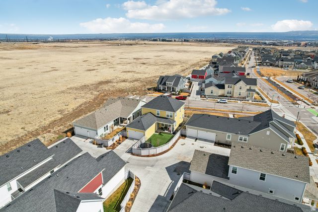 11004 S HOLLY SPRINGS DR, South Jordan, UT 84009