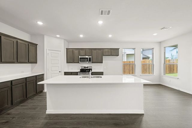 402 Saddle Lane, Denton, TX 76205