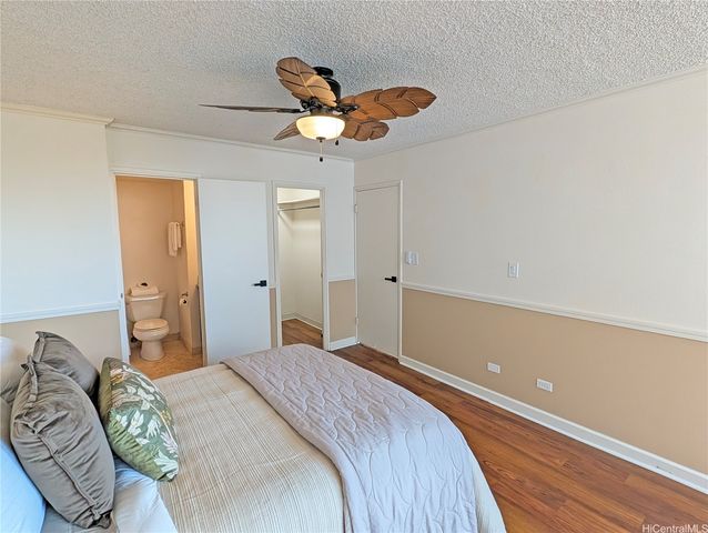 1617 Clark Street 804, Honolulu, HI 96822