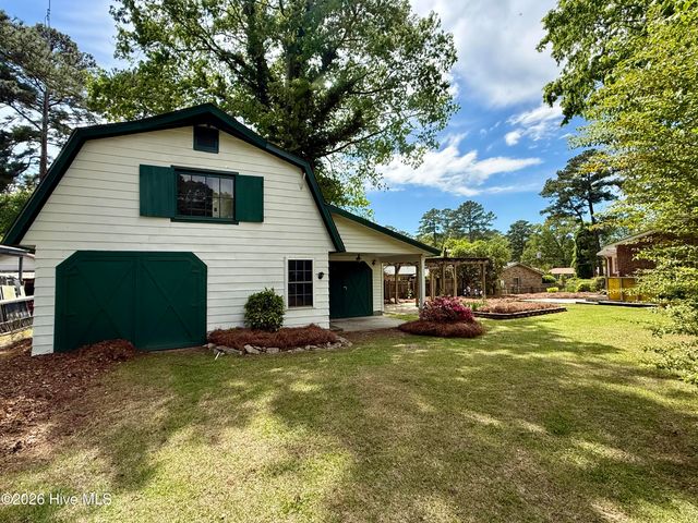 1391 Johnson Drive, Williamston, NC 27892