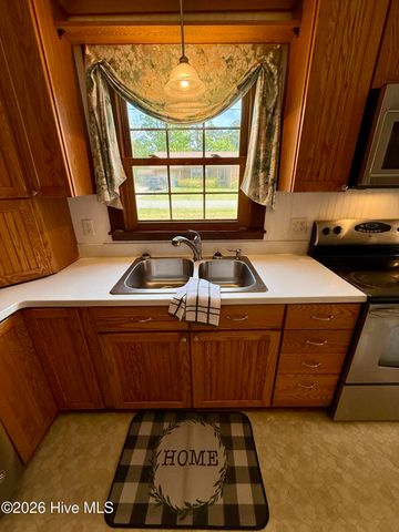 1391 Johnson Drive, Williamston, NC 27892