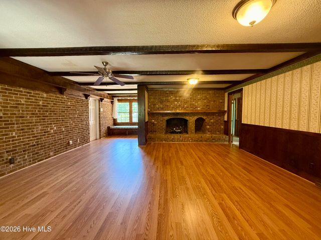 1391 Johnson Drive, Williamston, NC 27892