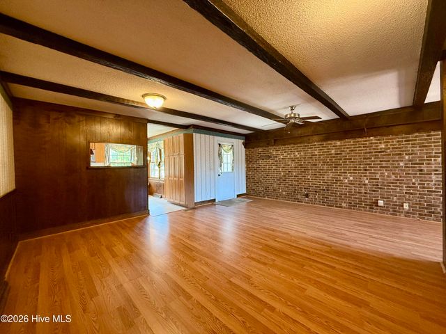 1391 Johnson Drive, Williamston, NC 27892